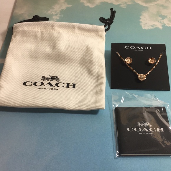 Coach Open Circle Necklace 